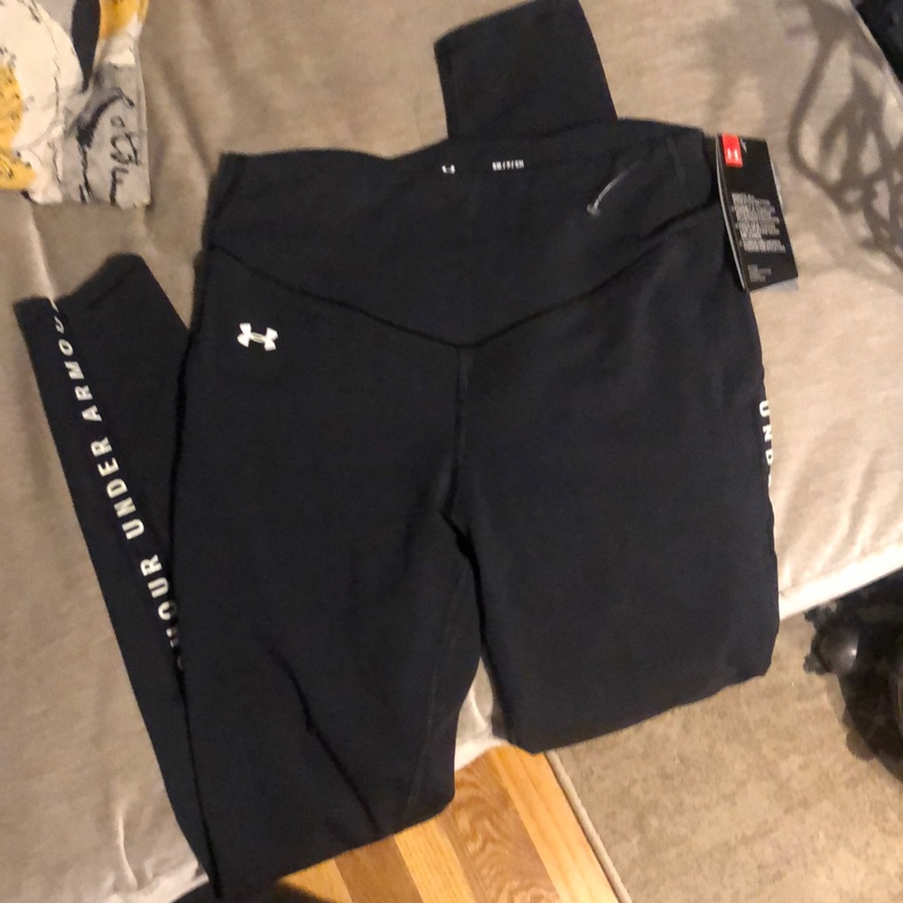 Black Under Armour leggings NWT
